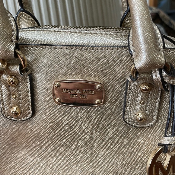 MK Gold Metallic Crossbody Purse Pocketbook - Picture 3 of 13